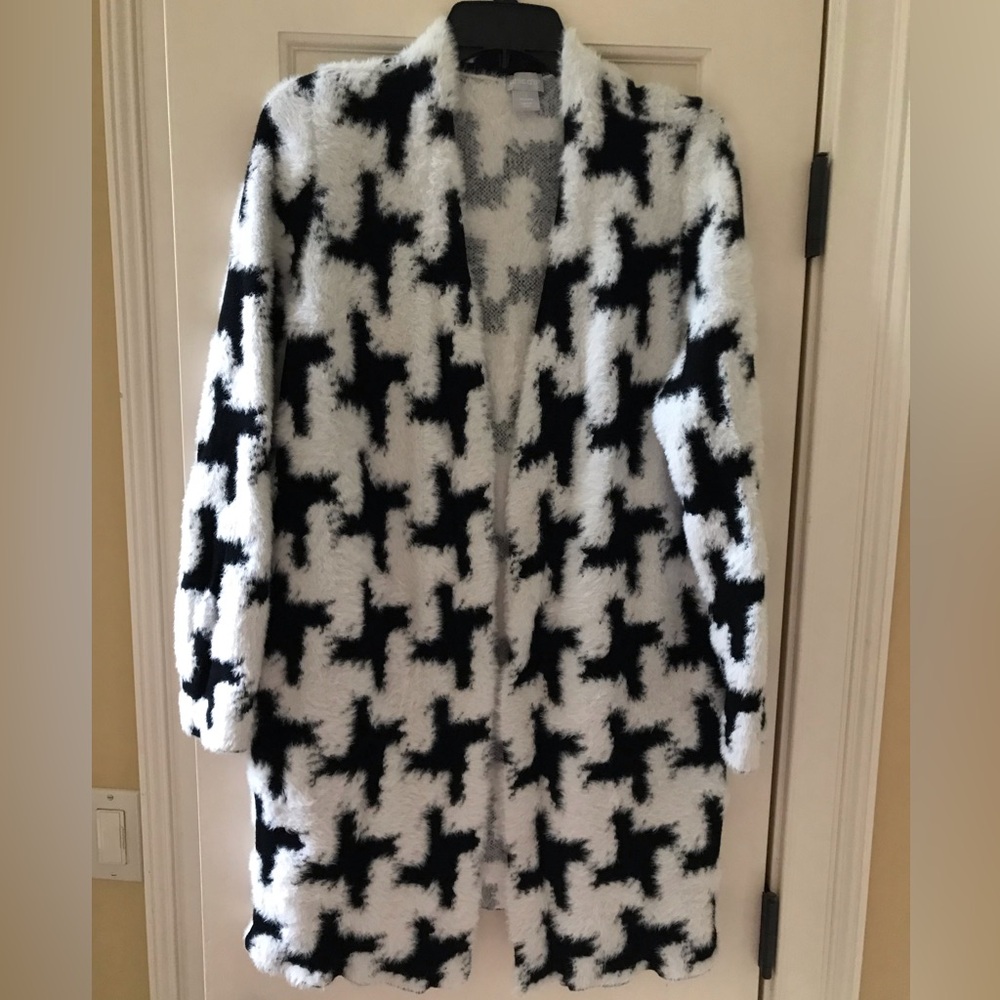 Chico’s NWT Size 1 Cardigan Sweater,Black /Ecru